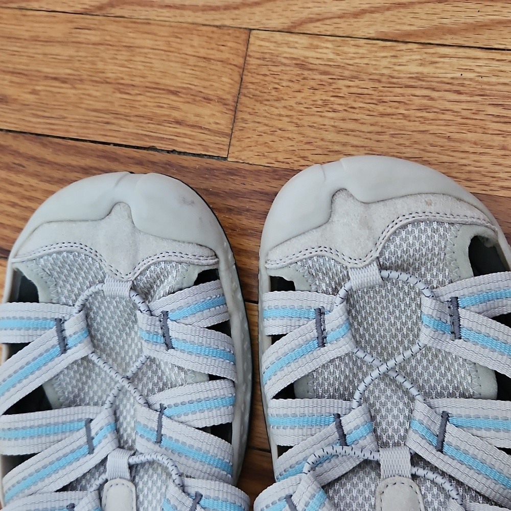 Keen Waterproof Sandals Womens 10.5 Gray/blue Hiking Beach Comfort - Picture 2 of 8
